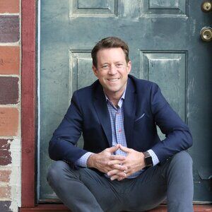 Meet your Posher, Chuck